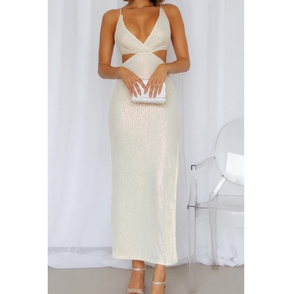 Hello Molly | Create The Spell Midi Dress - Picture 2 of 13